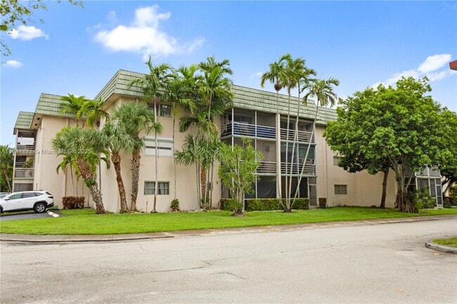 Building Photo - 5790 Stirling Rd