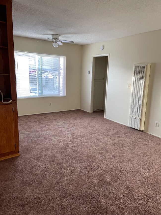 Foto del edificio - 4658 E Mountain View Dr