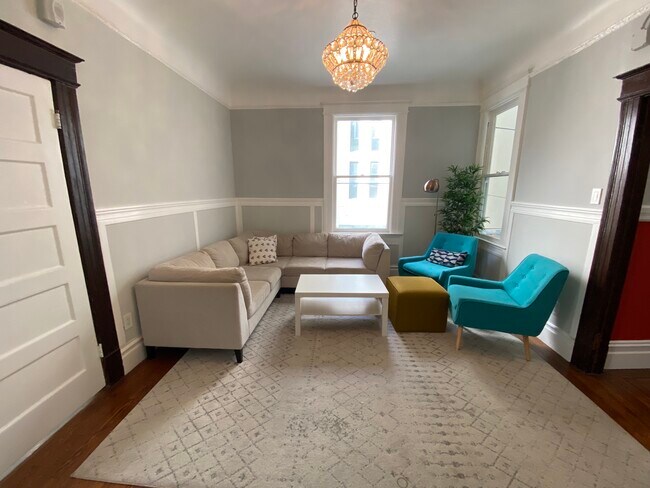 Foto del edificio - 2816 Harrison St