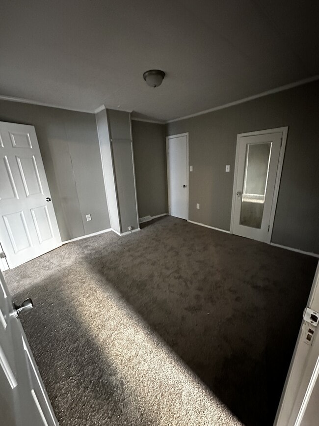 Building Photo - 1628 Rivermont Hts