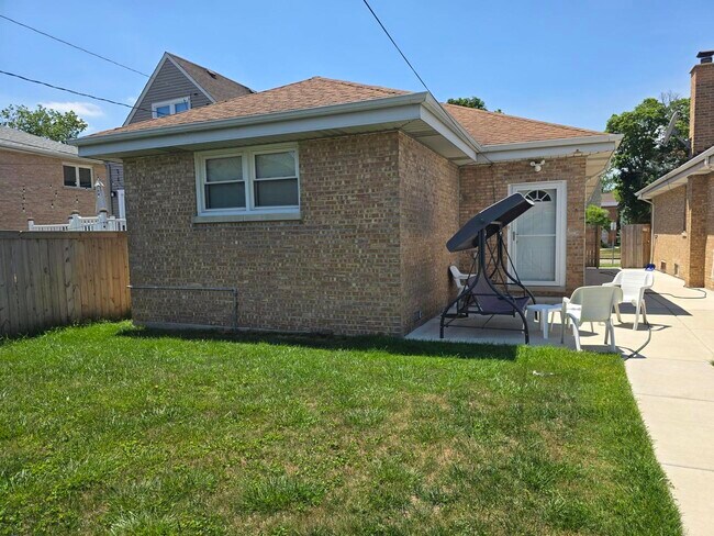Foto del edificio - 5151 N Meade Ave