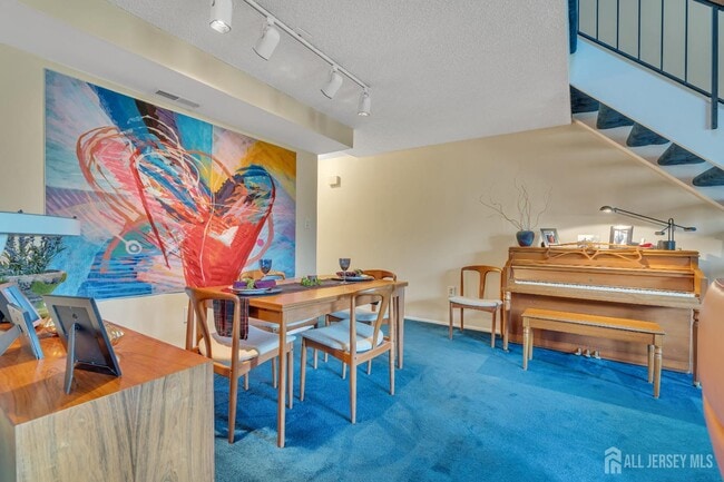 Building Photo - 2016 Aspen Dr