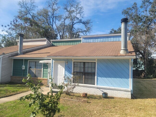 Foto del edificio - 3986 Breezee Ct