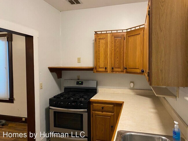 Building Photo - 2 br, 1 bath House - 716 Bell Avenue
