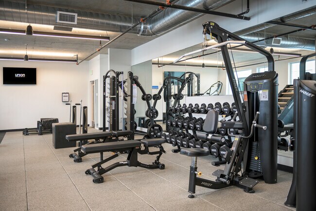 Building Photo - Union on Broadway