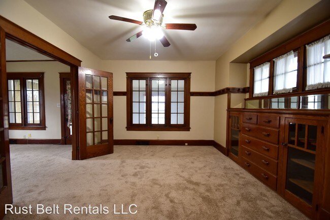 Building Photo - 3 br, 2 bath House - 101 North Bon Air