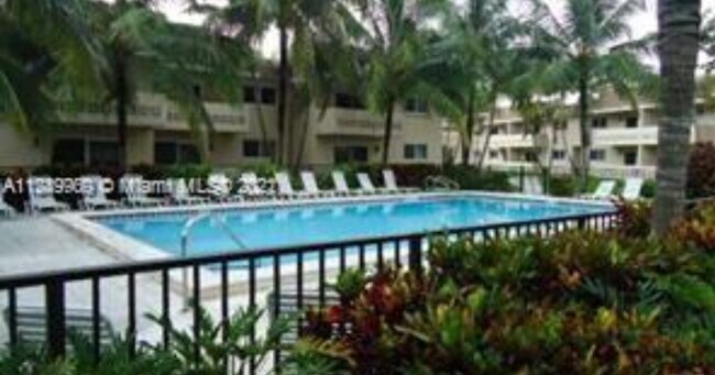 Building Photo - 14500 SW 88th Ave