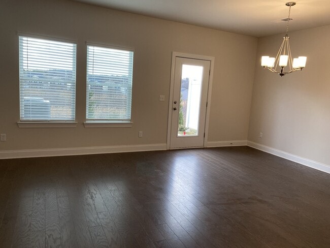 Building Photo - 365 Coleman Ct