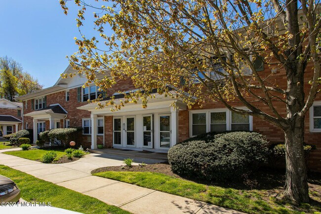 Foto del edificio - 96 East Ave