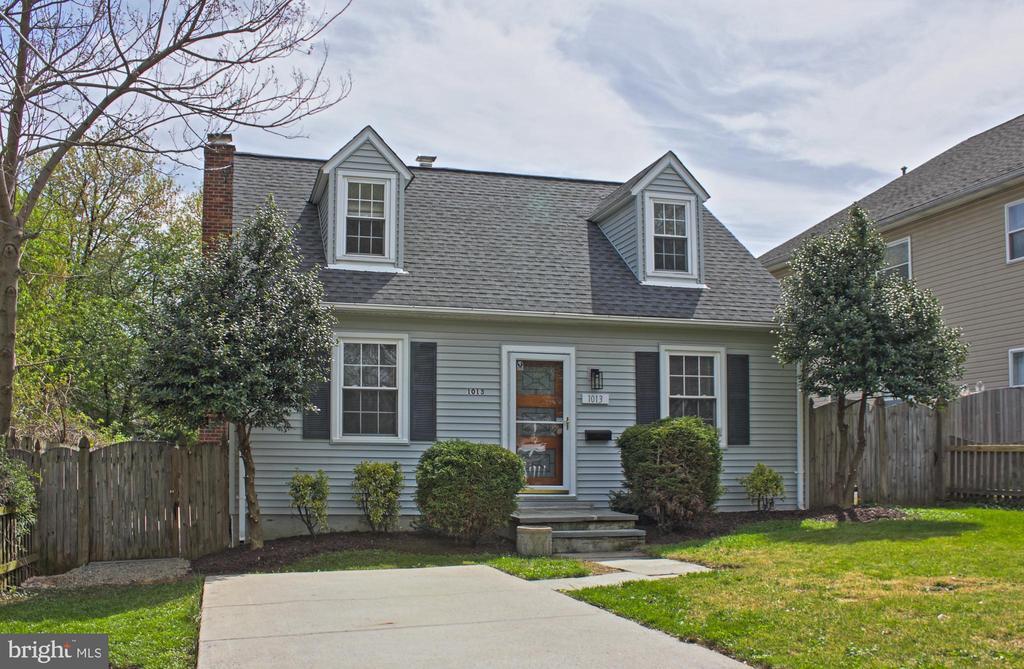 Primary Photo - 1013 Crawford Dr