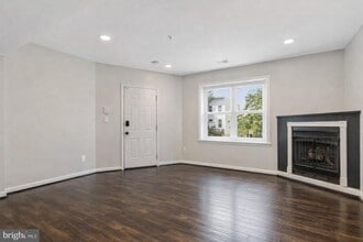Building Photo - 1519 Constitution Ave NE