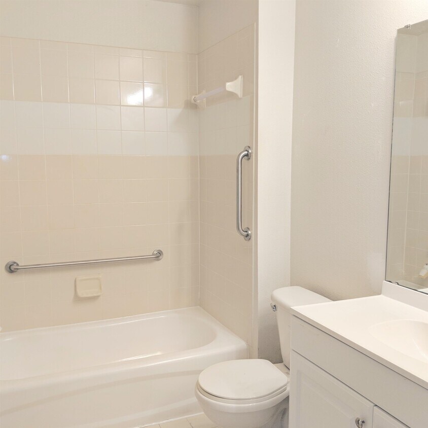 Foto del edificio - 28204 Harbour Vista Cir
