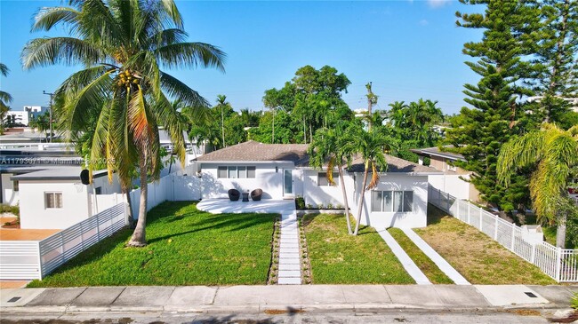 Foto del edificio - 7528 Buccaneer Ave