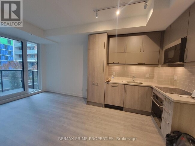 Building Photo - 8119 Birchmount Rd