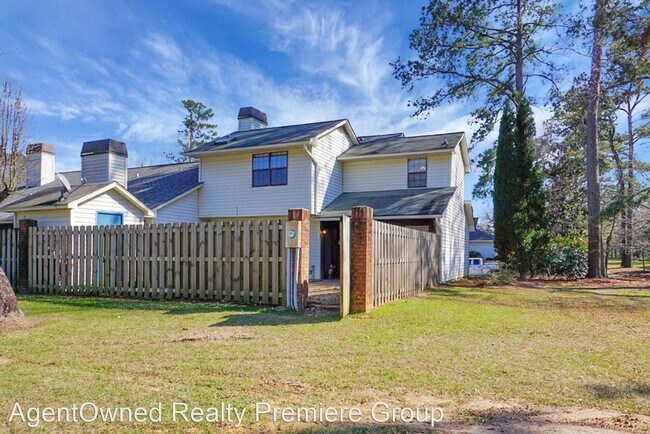 Building Photo - 2 br, 2.5 bath House - 68 Indigo Lane