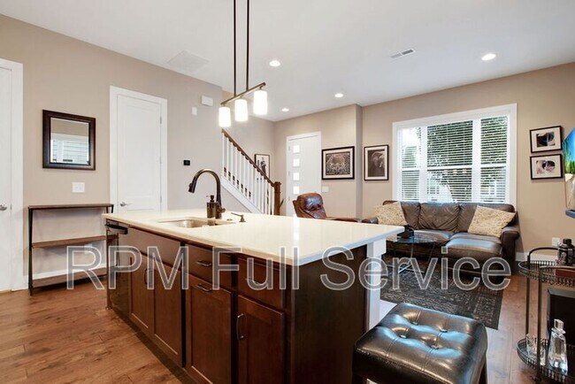Foto del edificio - 508 Vernon Cir