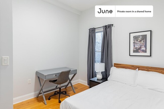 Building Photo - Room in Shared 3 bed/2 bath home