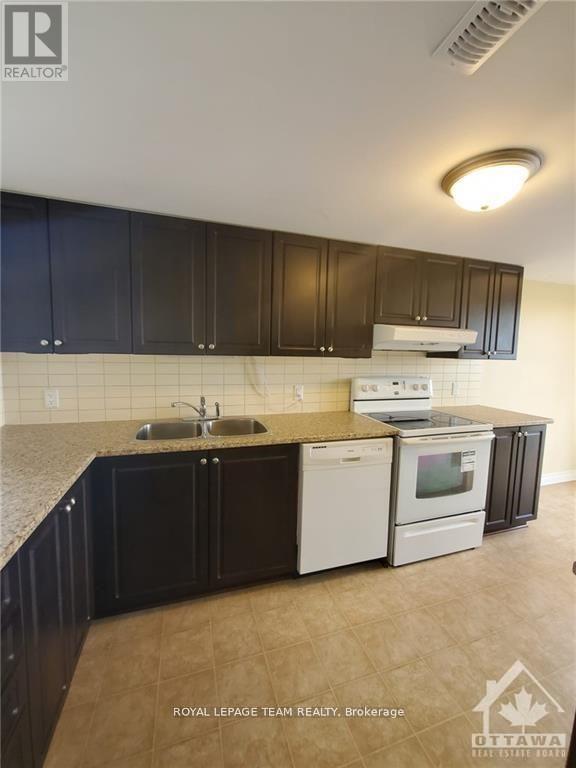 Building Photo - 555 Chapman Mills Dr