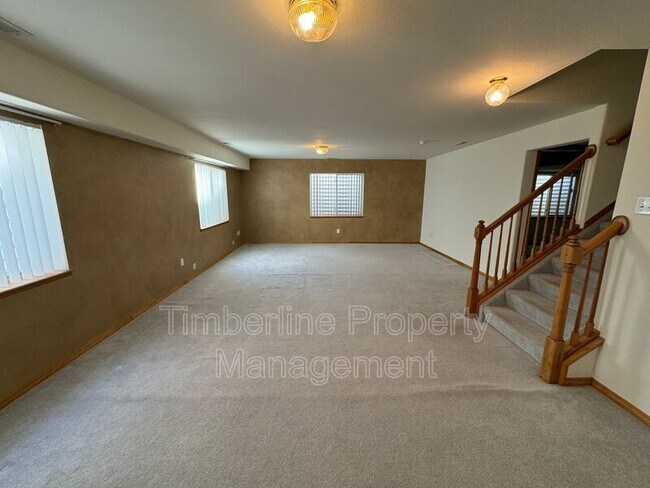 Foto del edificio - 4210 Golf Club Dr