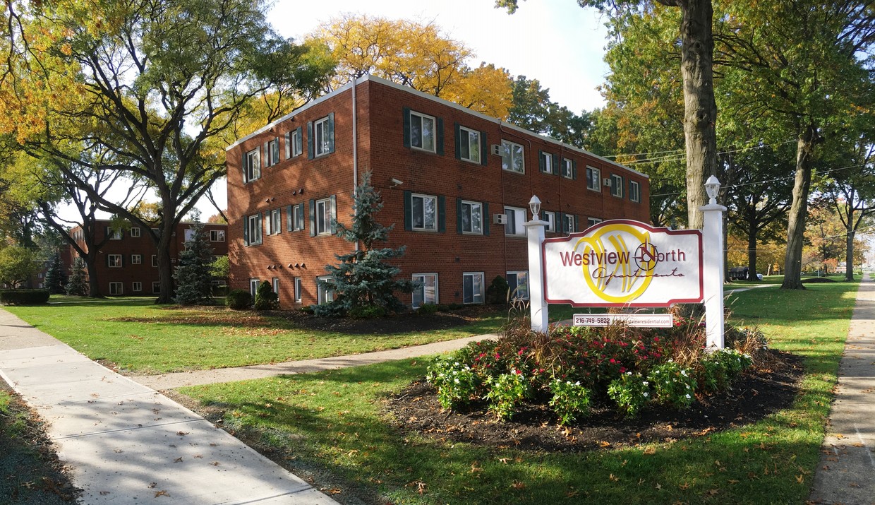 Primary Photo - 5277 Big Creek Pkwy