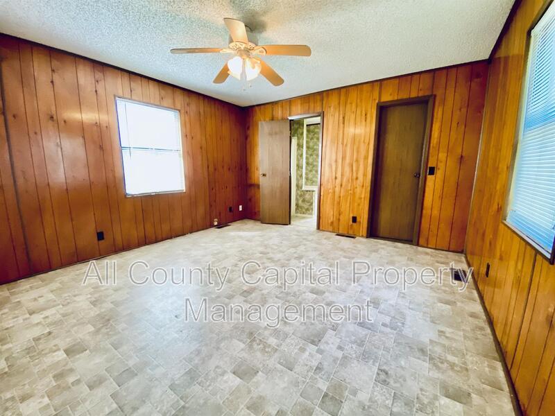 Primary Photo - 2121 Cypress Rd