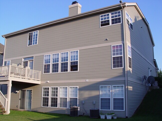 Foto del edificio - 452 Amherst St