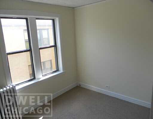 Foto del edificio - 1530 N Kedzie Ave