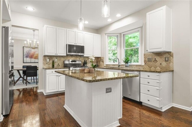 Building Photo - 11260 Havenwood Dr