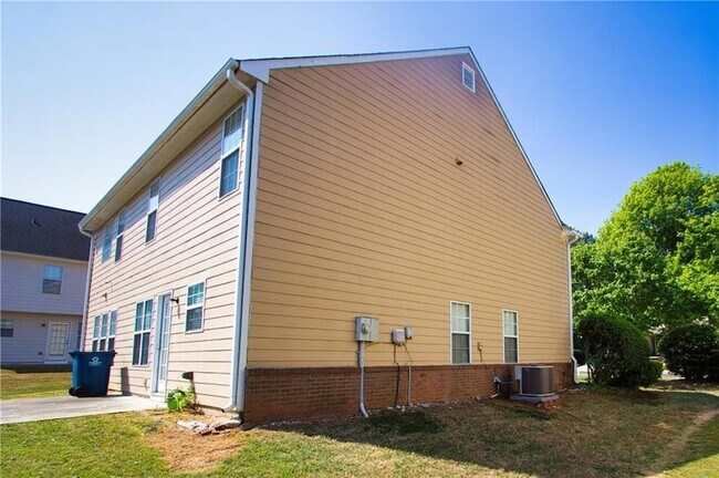 Foto del edificio - 3292 Shady Valley Ct SW