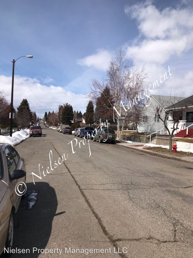 Foto del edificio - 4 br, 2 bath House - 1016 West Gold