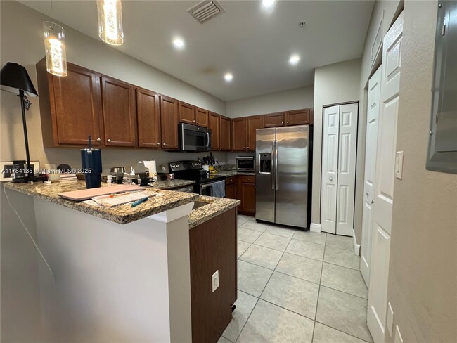 Building Photo - 8740 NW 97th Ave