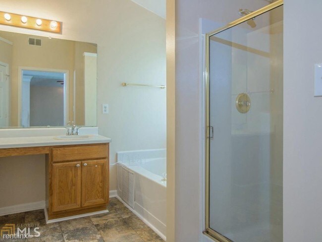 Building Photo - 405 Bramante Cir SW