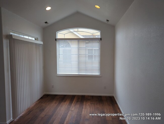 Building Photo - AMAZING TWO BEDROOM CONDO