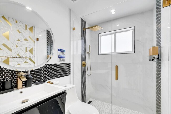 Foto del edificio - 301 SW 30th Ct