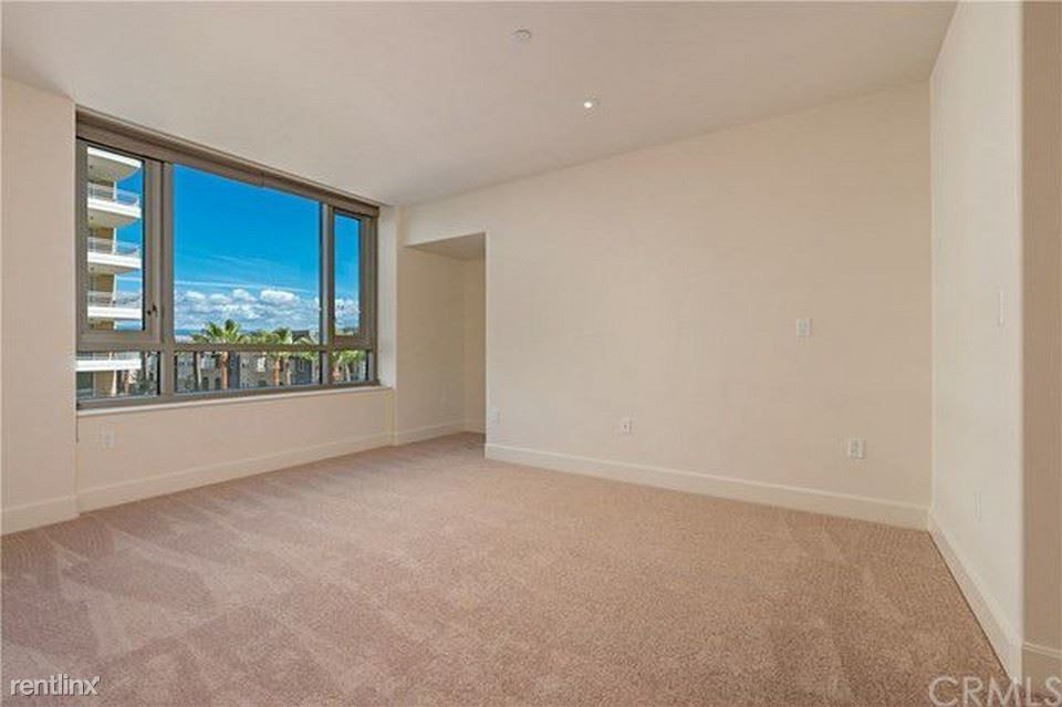 Primary Photo - 1 br, 1.5 bath Apartment - 5052 Scholarship
