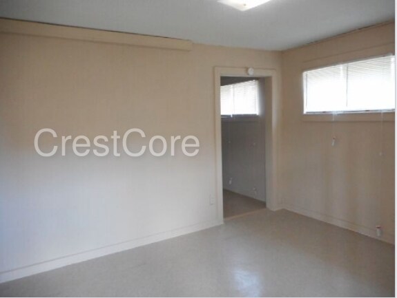 Building Photo - 226 S Lauderdale St