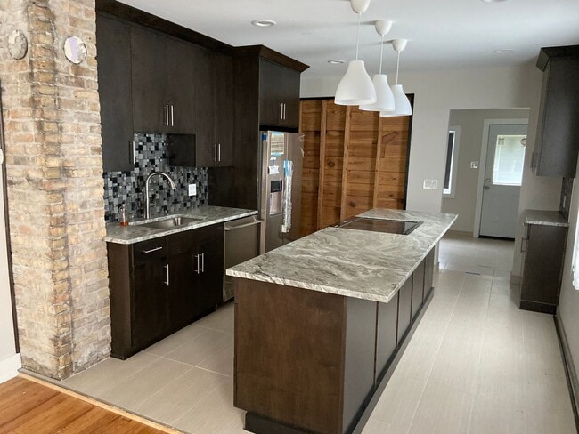 Building Photo - $1,600 - One of a Kind Bungalow in Hamtramck