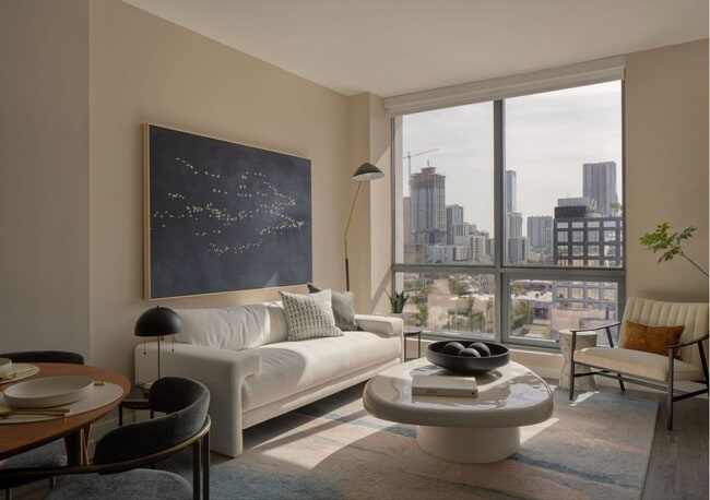 Foto del edificio - 285 NW 32nd St