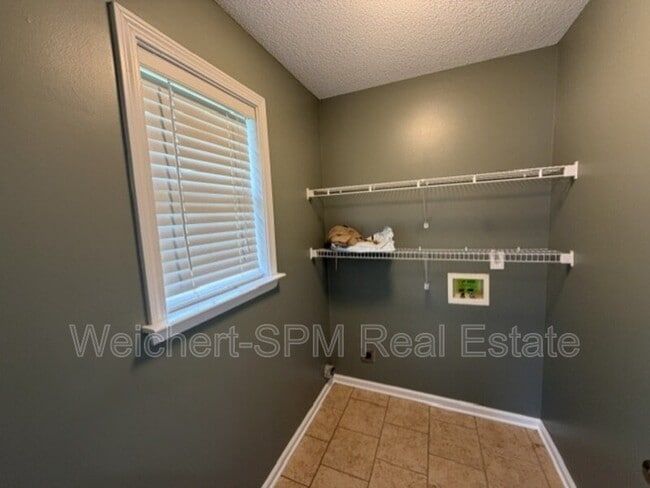 Building Photo - 11245 Cashmere Wood Dr