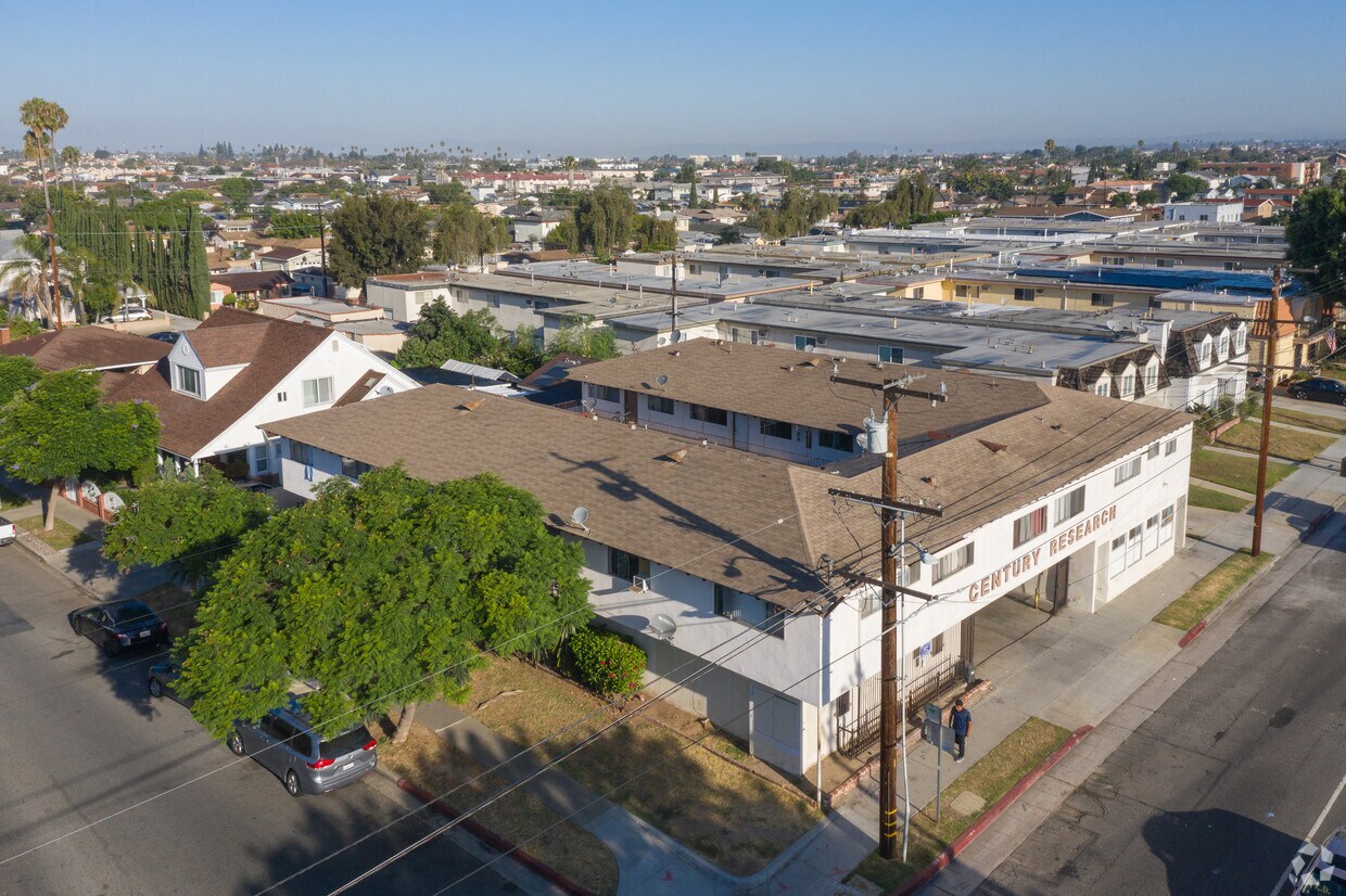 Foto del edificio - 16935 S Vermont Ave