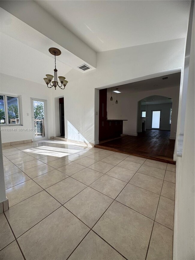 Foto del edificio - 3021 SW 2nd Ave