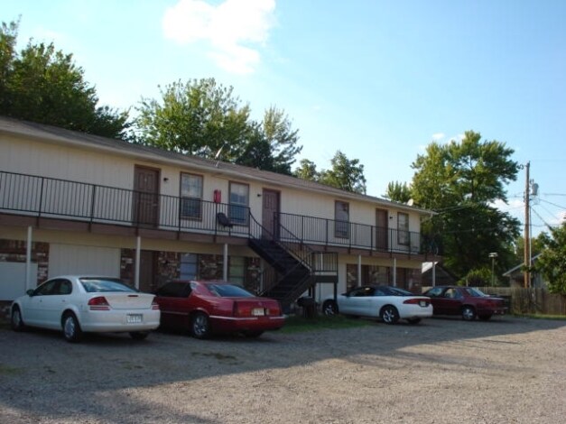 Primary Photo - 3711 Birnie Ave