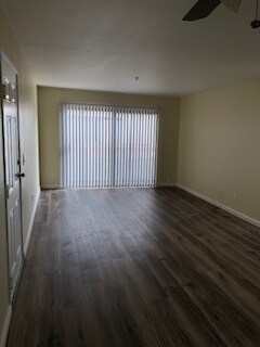 Building Photo - 9429 Van Nuys Blvd