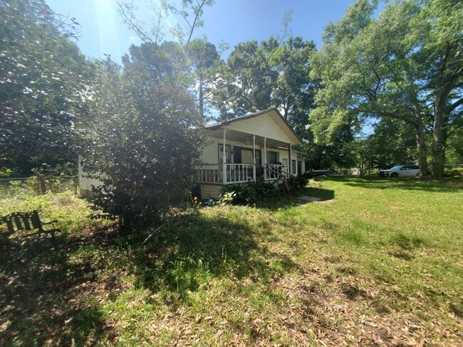 Building Photo - For Sale Not For Rent