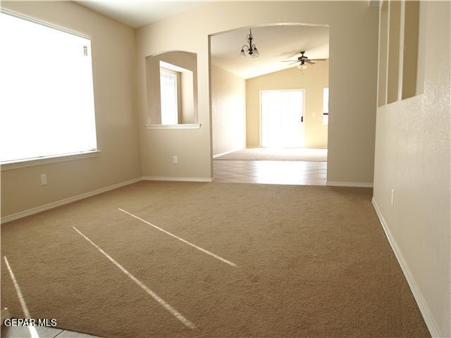 Foto del edificio - 14444 Desert Sage Dr