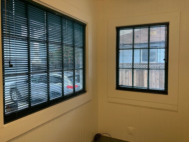 Bonus room - 1120 Chula Vista Ave