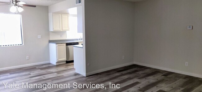 Building Photo - 5902 Cedros Ave