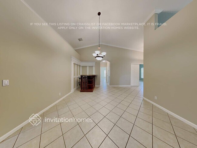 Foto del edificio - 7613 Colony Lake Dr
