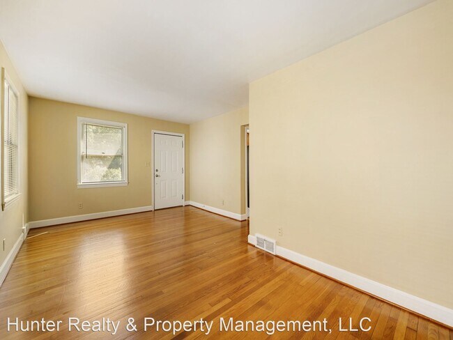 Building Photo - 3 br, 1 bath House - 1046 Madison Avenue