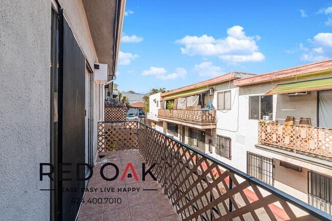 Foto del edificio - 5632 Harold Way
